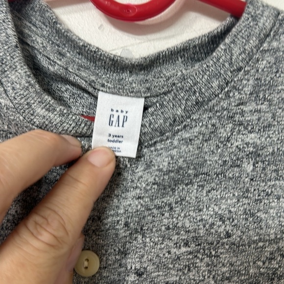 Baby gap tee - Picture 2 of 2